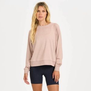 Vuori Long Sleeve Halo Crew. Medium. Pink
